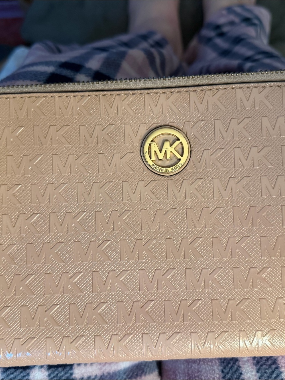Michael Kors Nude Patent Logo Wristlet Clutch - Picture 7 of 7